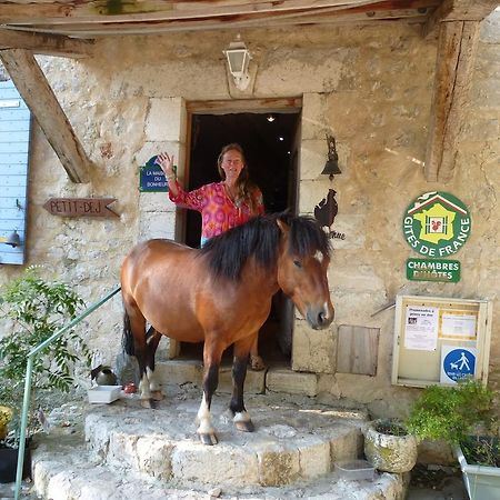 Ferme Saint Pierre Hotel Bargeme Bagian luar foto