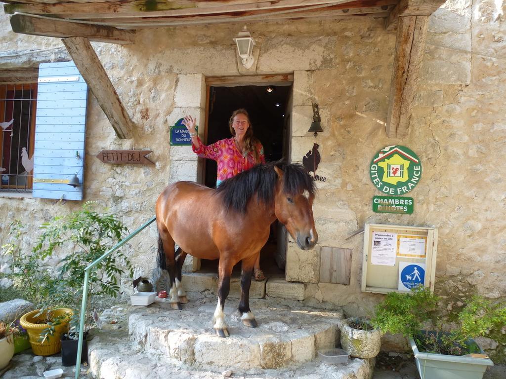 Ferme Saint Pierre Hotel Bargeme Bagian luar foto