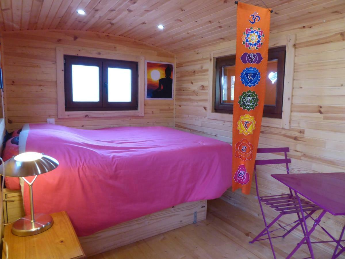 Ferme Saint Pierre Hotel Bargeme Bagian luar foto