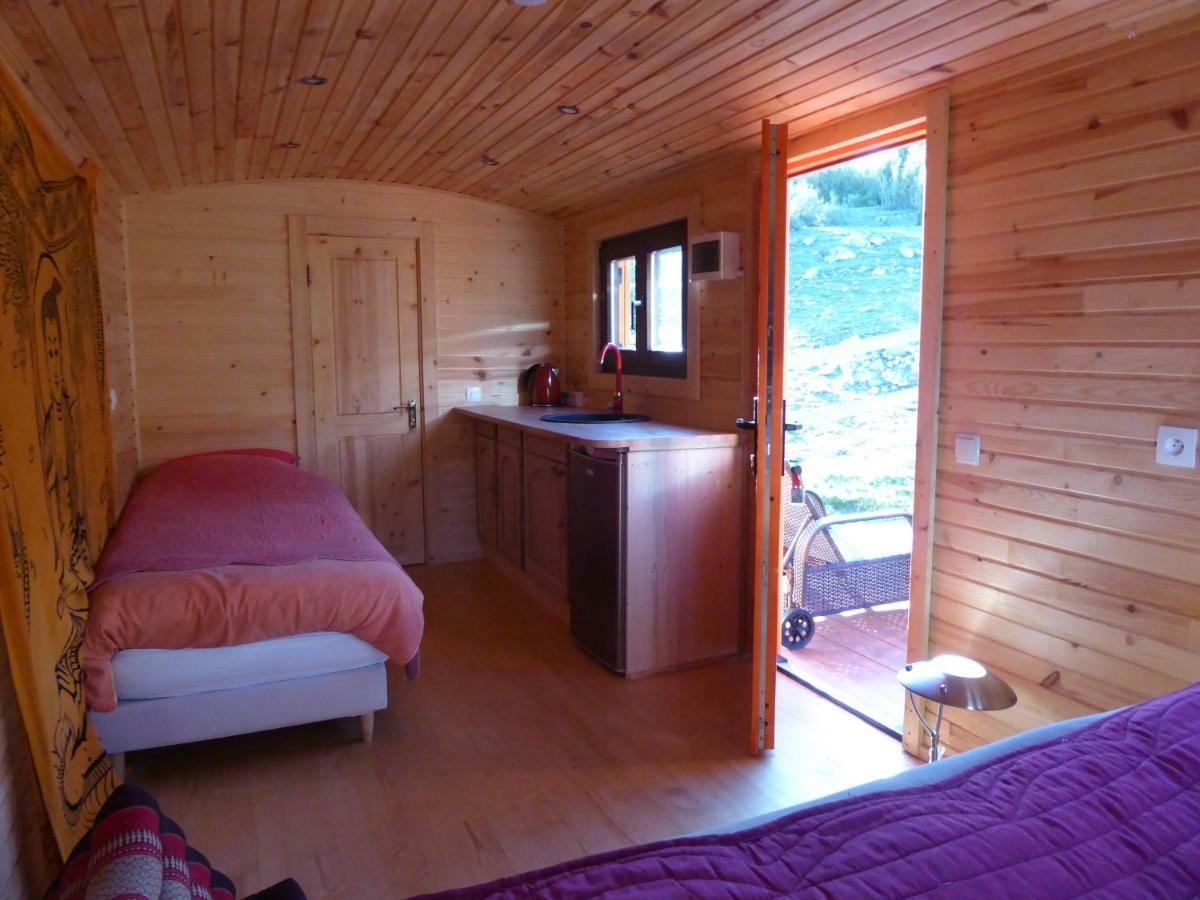 Ferme Saint Pierre Hotel Bargeme Bagian luar foto